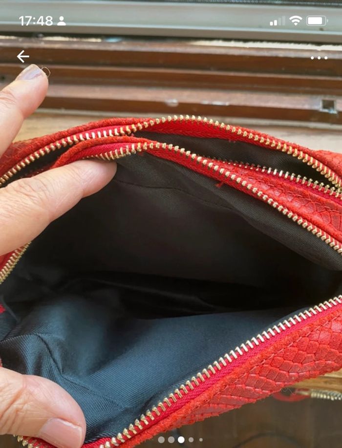 Sac à bandoulière cuir rouge reptile - photo numéro 5