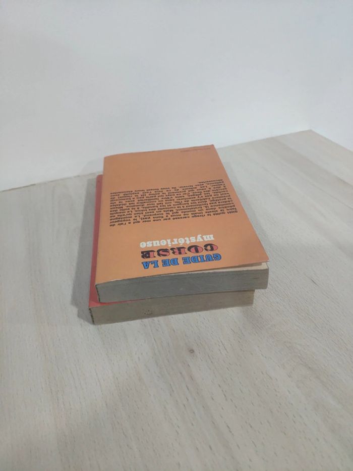 Lot 2 livres guide Corse mystérieuse Ajaccio Bastia Corte Eccica Suarella Zuani pocket - photo numéro 5