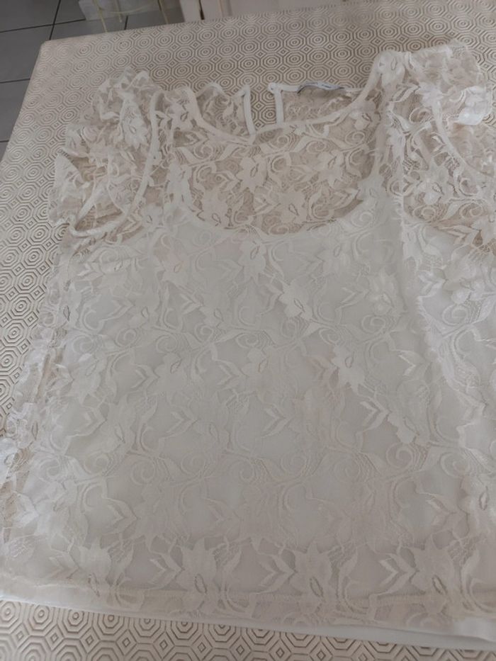 Petit haut Gemo T 38 beige - photo numéro 2