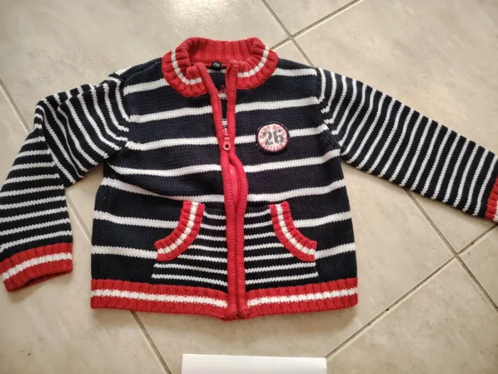 Gilet zippé - photo numéro 2
