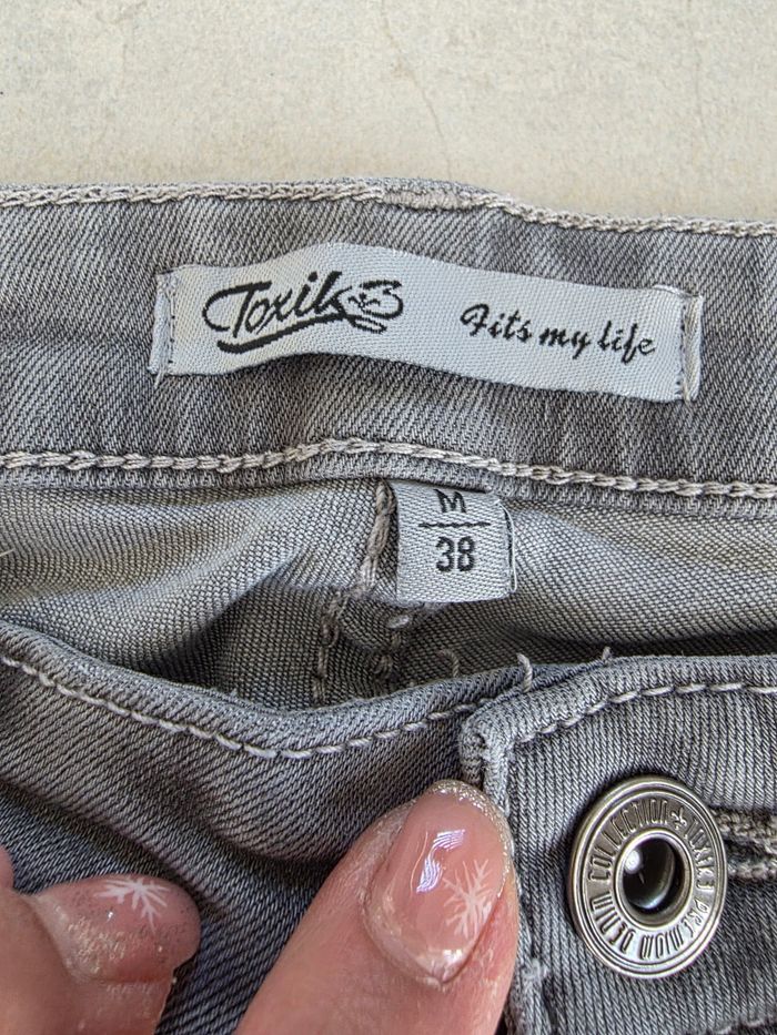 Jeans skinny taille basse Toxik3 taille 38 - photo numéro 3