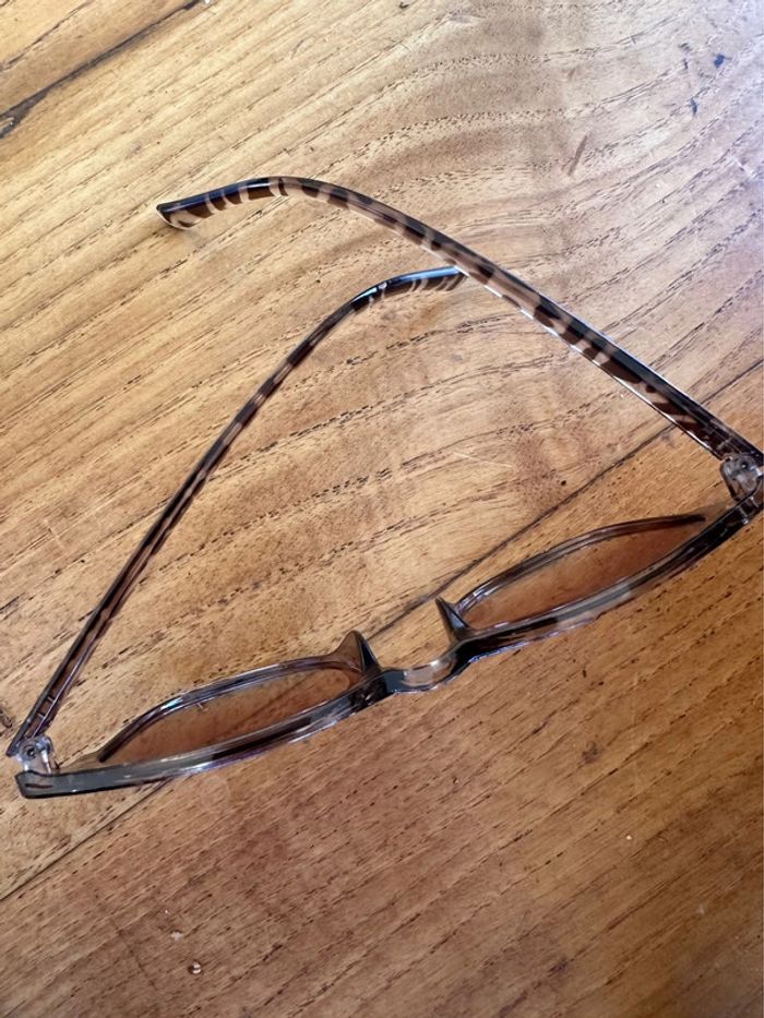 Paire de lunettes de soleil léopard - photo numéro 6