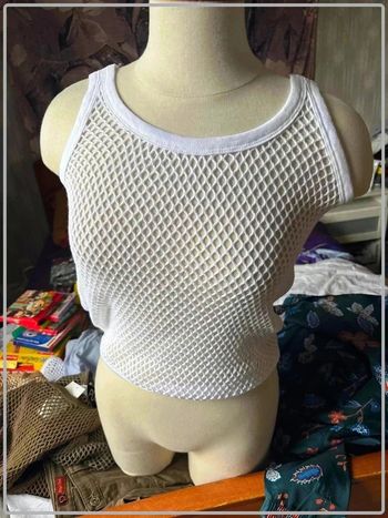T shirt en maille taille 38 transparent neuf avec étiquette