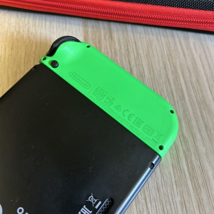 Console Nintendo Switch V2 - photo numéro 7