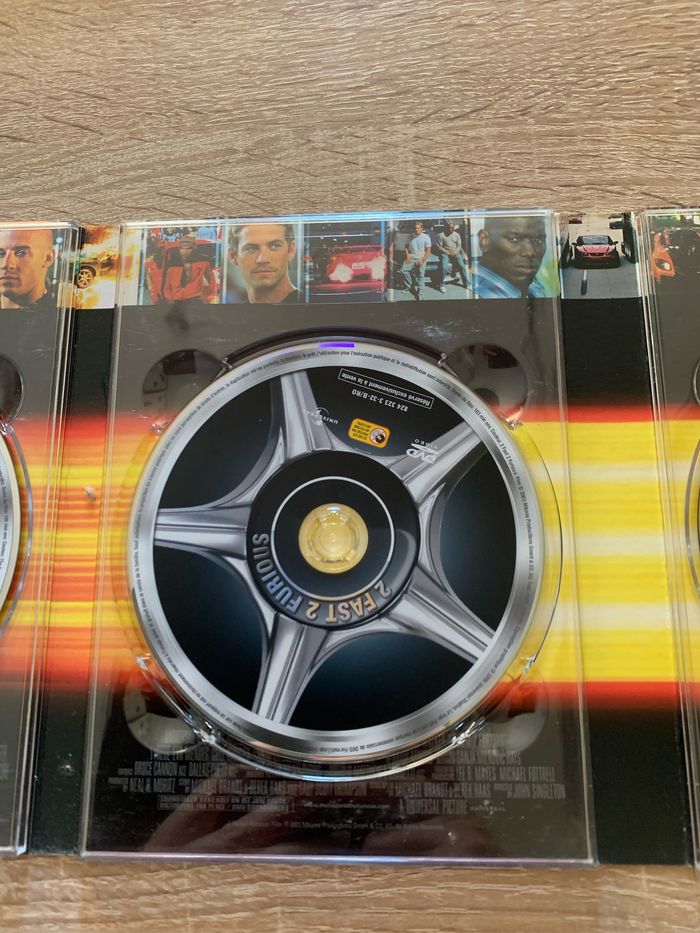 Coffret dvds fast and furious 1 , 2 et 3 - photo numéro 7