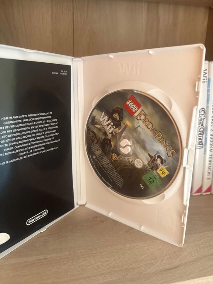 Lego le seigneur des anneaux jeu Wii - photo numéro 2