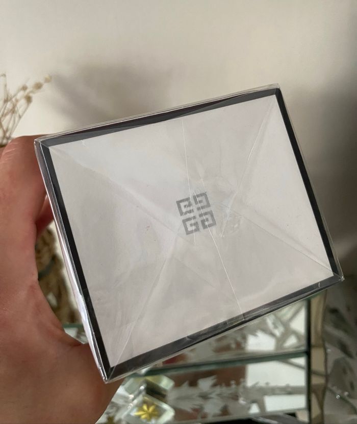 Parfum l’interdit givenchy - photo numéro 2