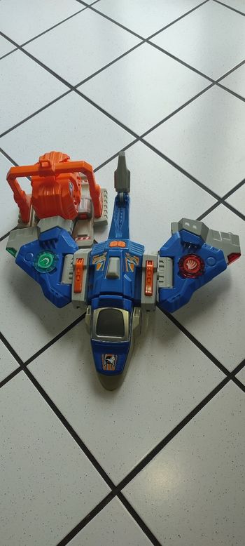 Switch&go dinos l'avion