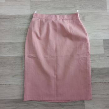 Jupe tailleur rose taille 36
