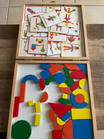 Jeu Geoforme de DJECO