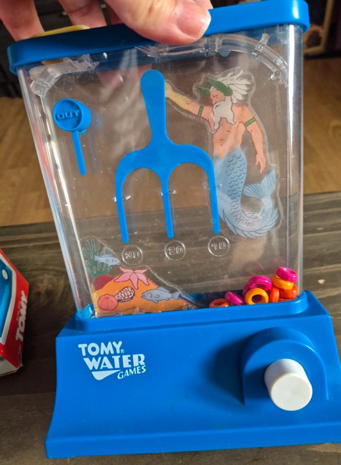 Water games tomy poseidon en boite - photo numéro 2