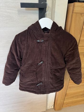 Joli manteau côtelé à capuche, marron