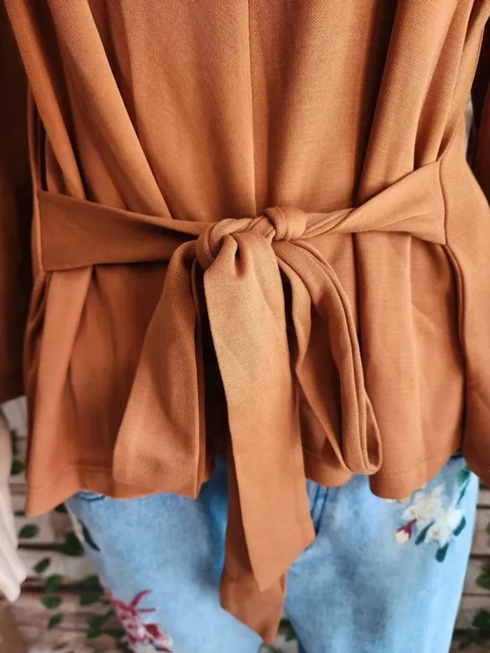 🌸Blouse fluide Camel Peppercorn Neuve Taille 36🌸 - photo numéro 3