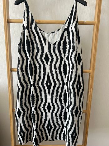 Robe Sud Express T.S (36) noir et blanche 