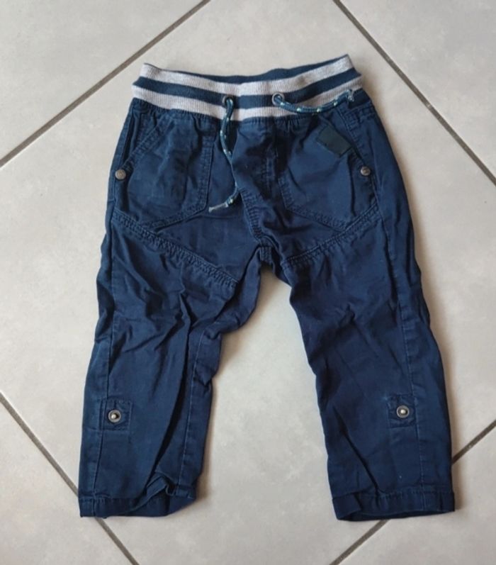 Pantalon/pantacourt taille 12 mois