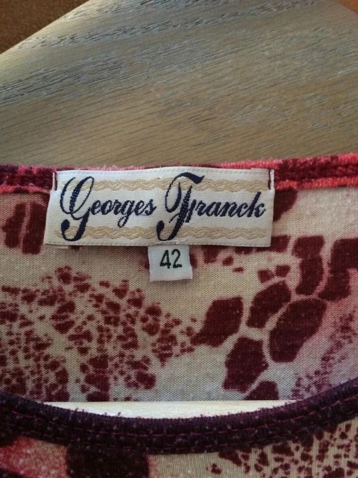Haut rouge à motifs 42 - photo numéro 3