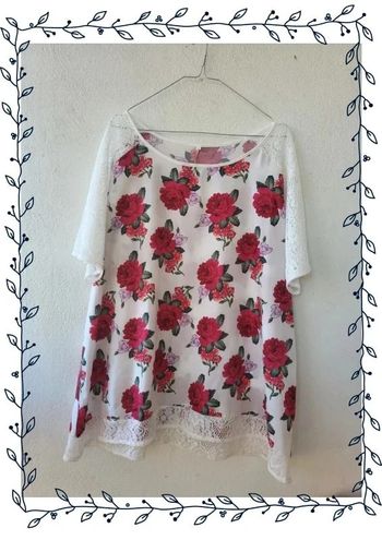 Blouse/tunique motif fleur