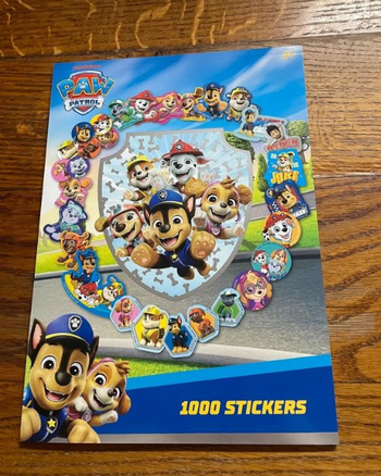 Livre 1000 stickers pat patrouille A4 20 feuilles neuf