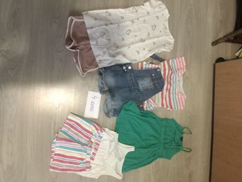 Lot de vêtements fille 4 ans 