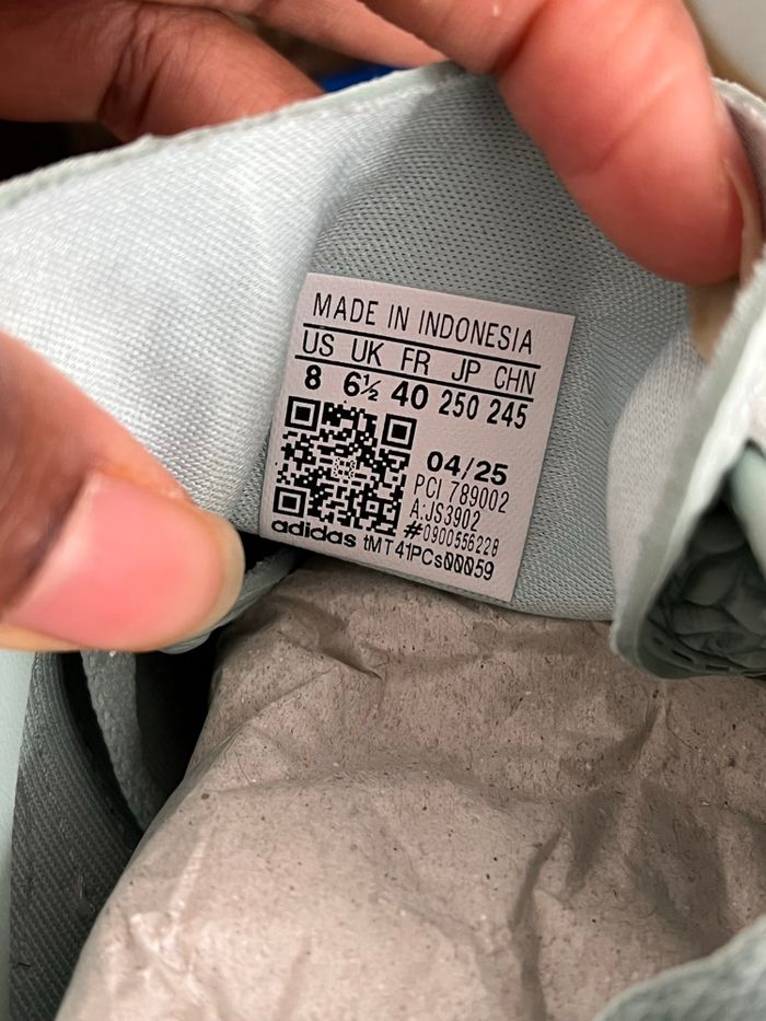 Adidas neuf - photo numéro 7