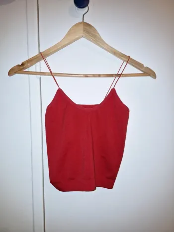 Petit débardeur femme rouge 🔥