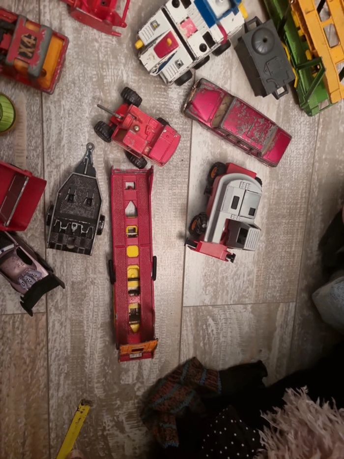 Lot voitures et camions vintage - photo numéro 7