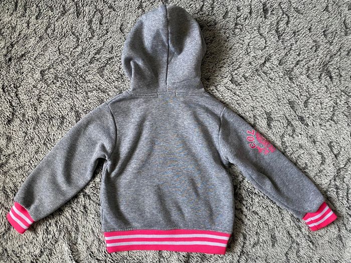 Pull à capuche gris - taille 4 ans - photo numéro 4