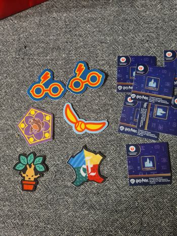 Lot 6 fixeez. Harry Potter. super U.  Neuf