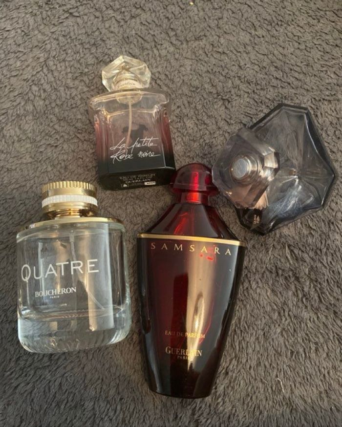 Quatre flacons vide parfum DIOR pour collection