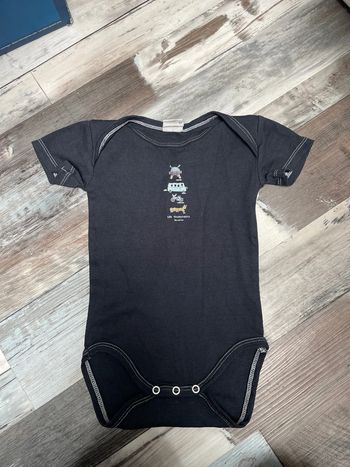 Très joli body été garçon 6 mois