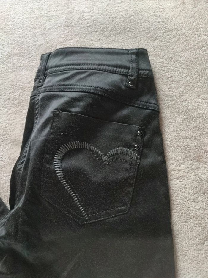Joli pantalon aspect satin - photo numéro 4