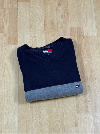Pull Tommy Hilfiger bleu marine / bande grise – Taille L