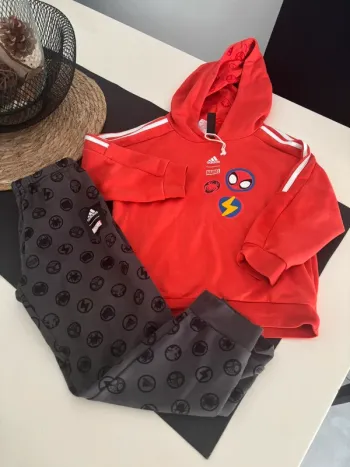 Ensemble adidas