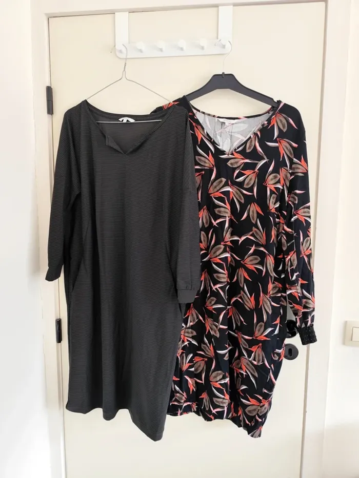 Lot de 2 robes d'été manches longues Sandwich 40 comme neuves