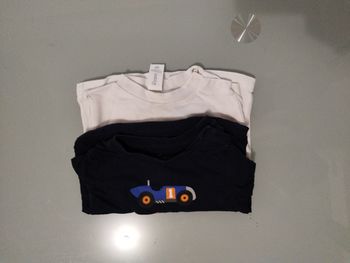 2 T-shirt à manches longues - 3 mois