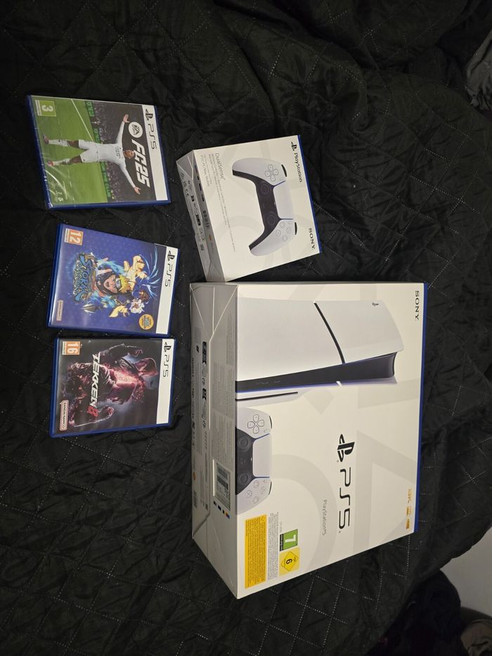 Sony PS5 Slim Édition Blu-Ray 1To Console - Blanc - photo numéro 2