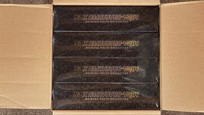 Carton case ouverte coffret Pokemon collection ultra-premium upc méga-dracaufeu x ex - photo numéro 2