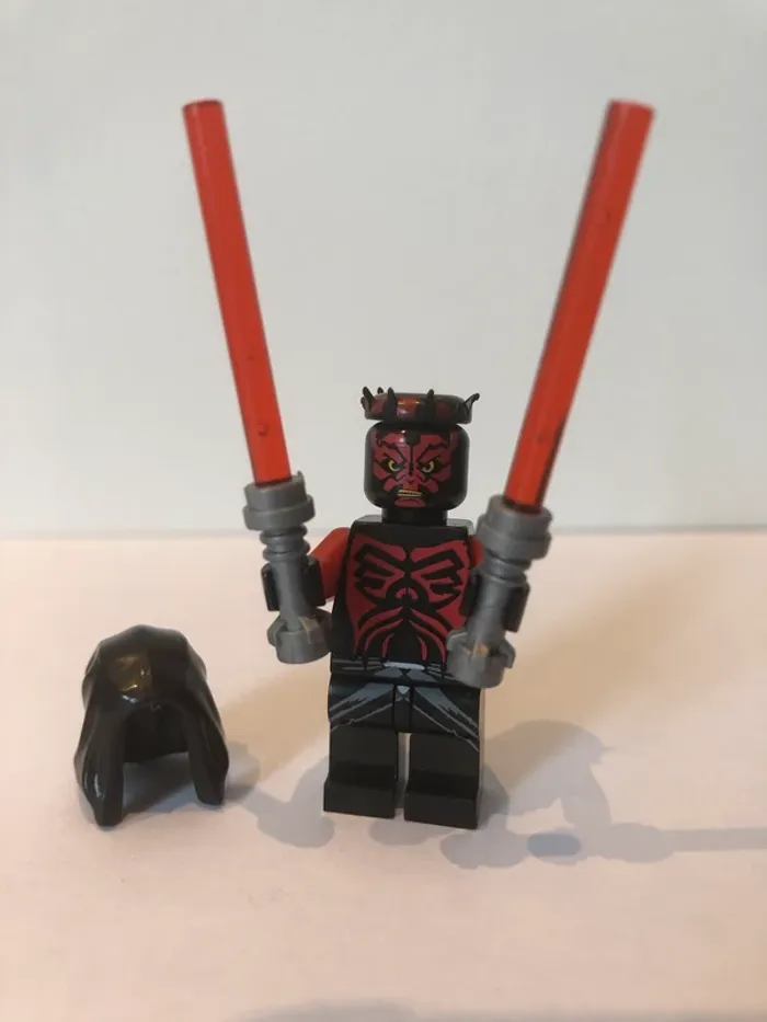Figurine type lego Dark Maul et 2 sabres laser. Star Wars - photo numéro 2