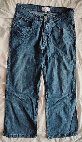 Pantacourt femme taille 40 - Armand Thiery