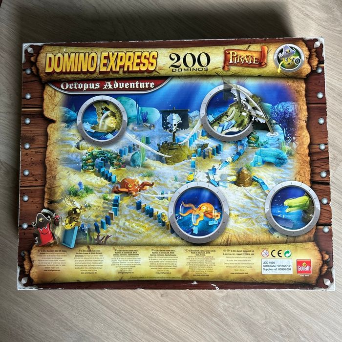 Jouet domino express pirate bon état - photo numéro 2