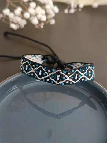 Bracelet style Brésilien noir et bleu