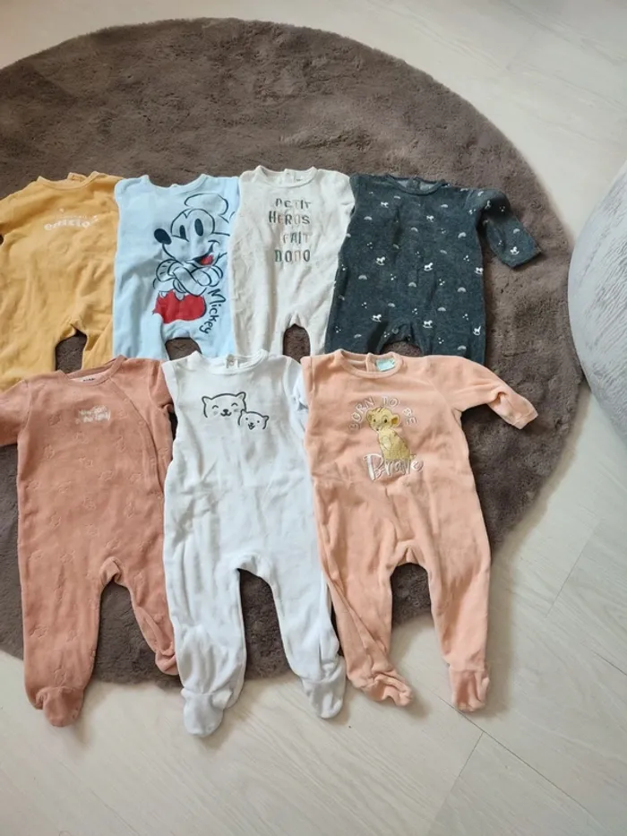Lot pyjama bébé - photo numéro 3