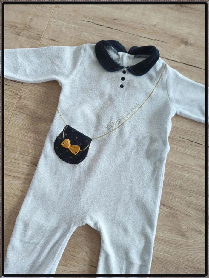 Pyjama 6 mois - photo numéro 2