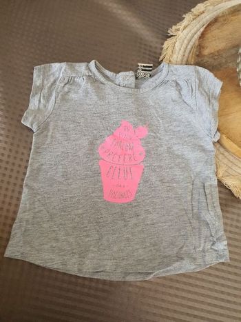 T shirt tape à l'œil 18 mois