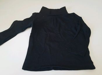 Polo col roulé noir 2 ans