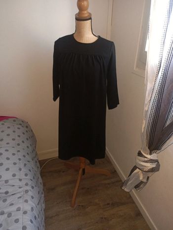 Magnifique robe noir manches 3/4