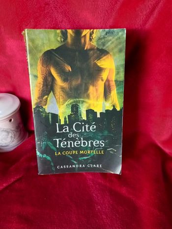 La cité des Ténèbres "La coupe mortelle"