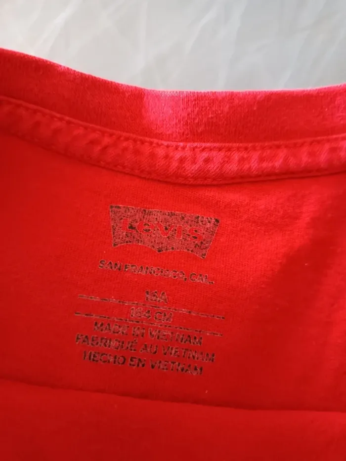 Tee shirt Levi's 16 ans - photo numéro 2