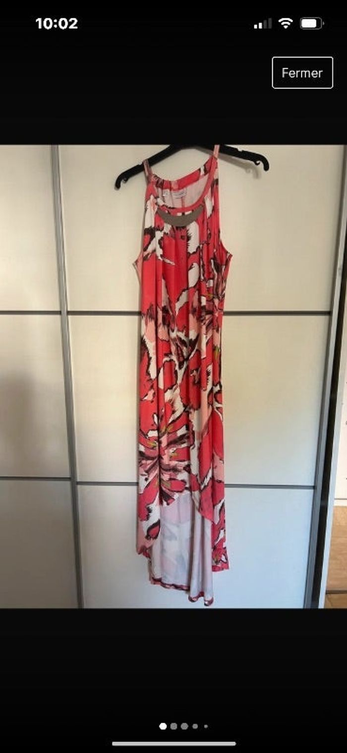Vend robe longue derrière plus courte devant taille 40/42