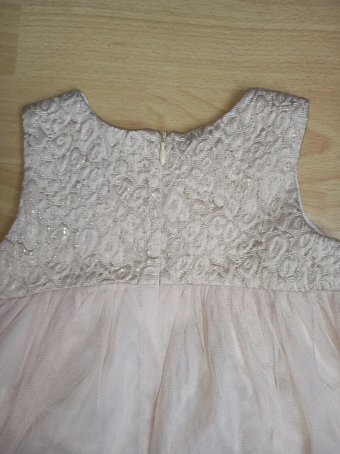 Robe élégante de cérémonie en tulle 18 mois état neuf - photo numéro 4